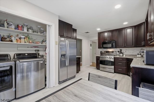7 Conerly Rd, Franklin Twp., NJ 08873