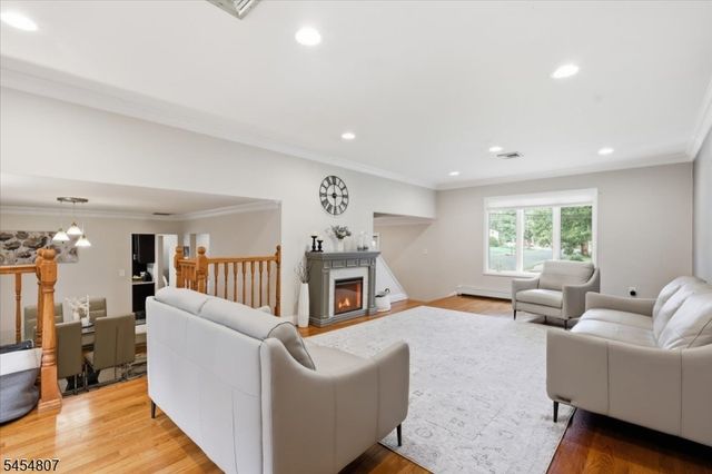 7 Conerly Rd, Franklin Twp., NJ 08873