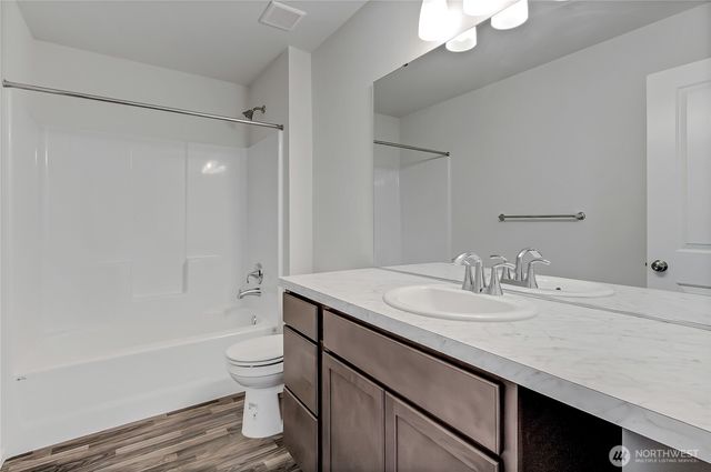 9155 Candytuft Drive SE, Olympia, WA 98501