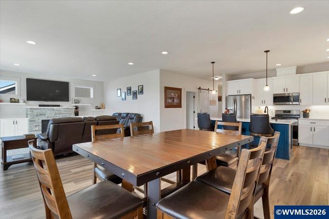 559 SE Palomino Ct, Sublimity, OR 97385