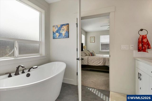 559 SE Palomino Ct, Sublimity, OR 97385