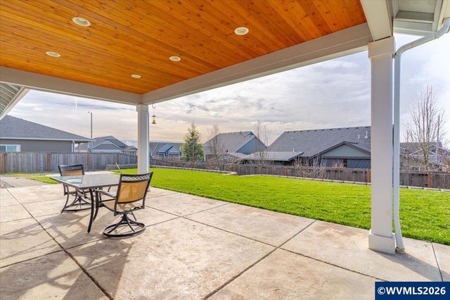 559 SE Palomino Ct, Sublimity, OR 97385