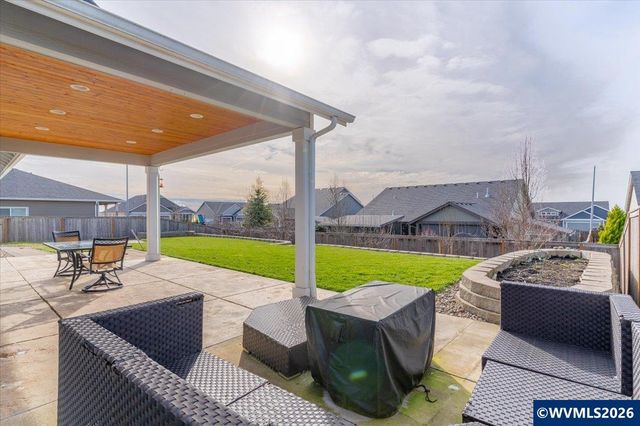 559 SE Palomino Ct, Sublimity, OR 97385