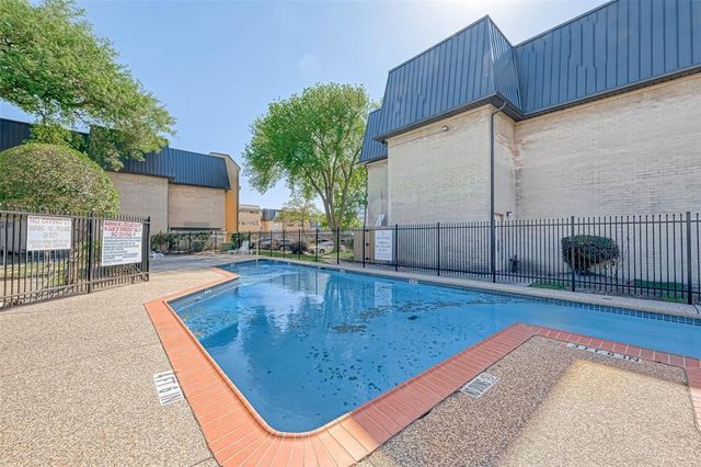 8427 Hearth Drive, Houston, TX 77054