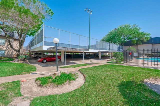 8427 Hearth Drive, Houston, TX 77054