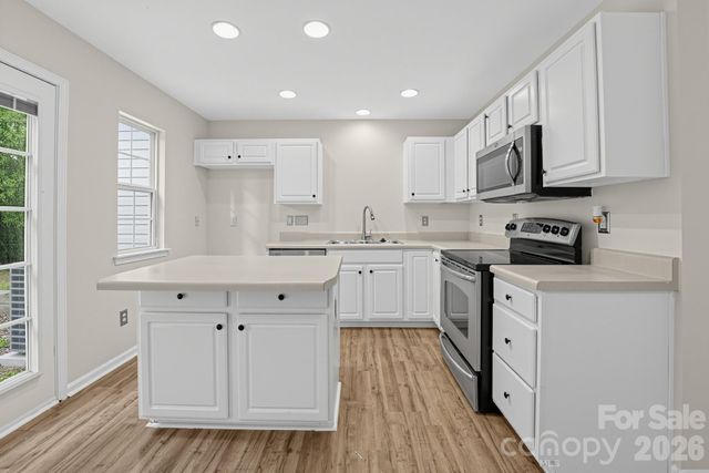 1527 Maypine Commons Way, Rock Hill, SC 29732