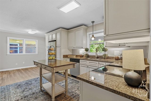 214 Brandywine Road, Savannah, GA 31405