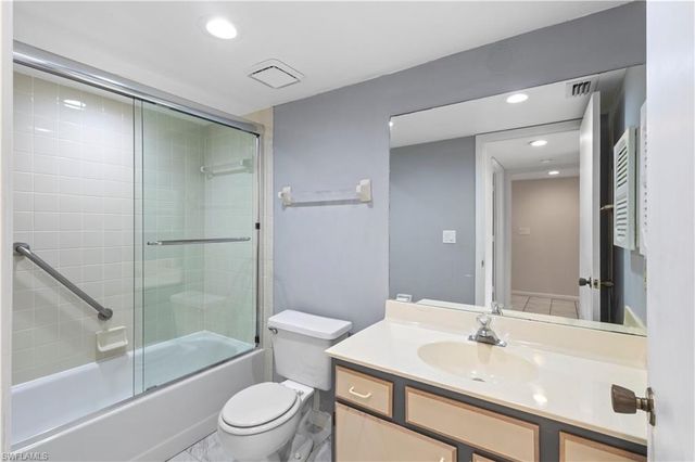 5697 Rattlesnake Hammock Rd Apt 105C 105, Naples, FL 34113