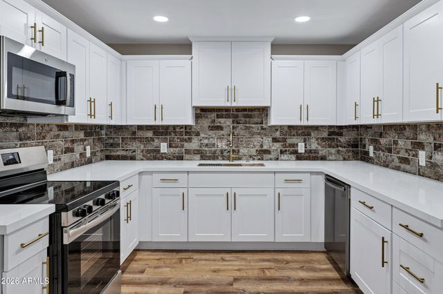 554 W LINCOLN Avenue, Coolidge, AZ 85128