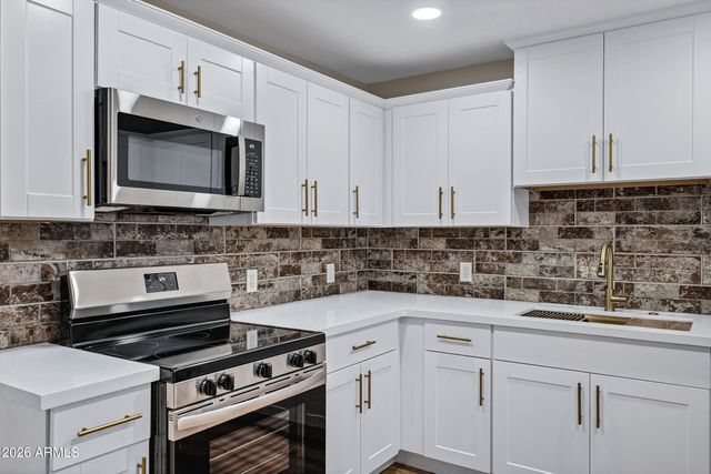 554 W LINCOLN Avenue, Coolidge, AZ 85128