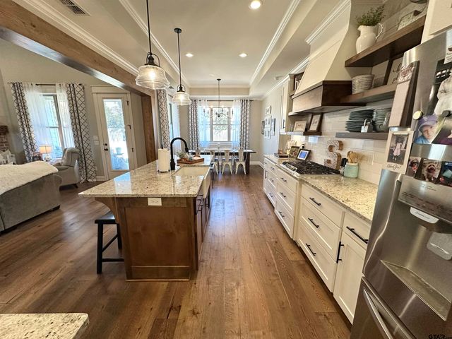 7334 TULE CREEK LN, Tyler, TX 75703