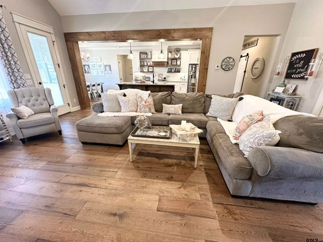 7334 TULE CREEK LN, Tyler, TX 75703