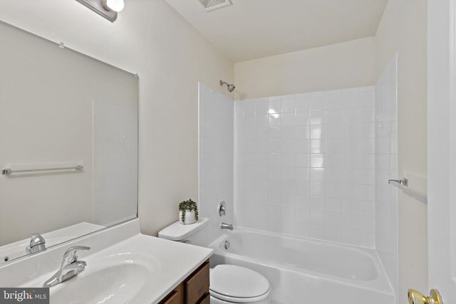 8701 LINDENDALE DR, Laurel, MD 20707