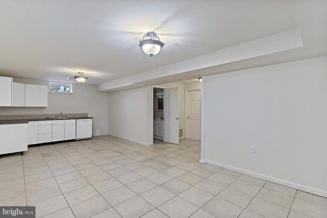 8701 LINDENDALE DR, Laurel, MD 20707