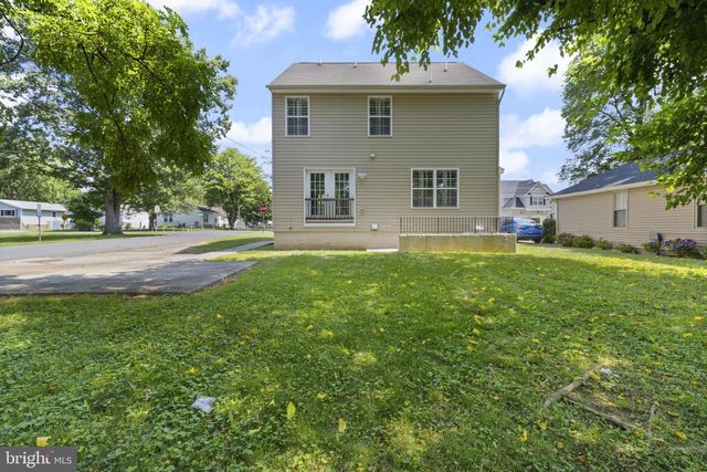 8701 LINDENDALE DR, Laurel, MD 20707