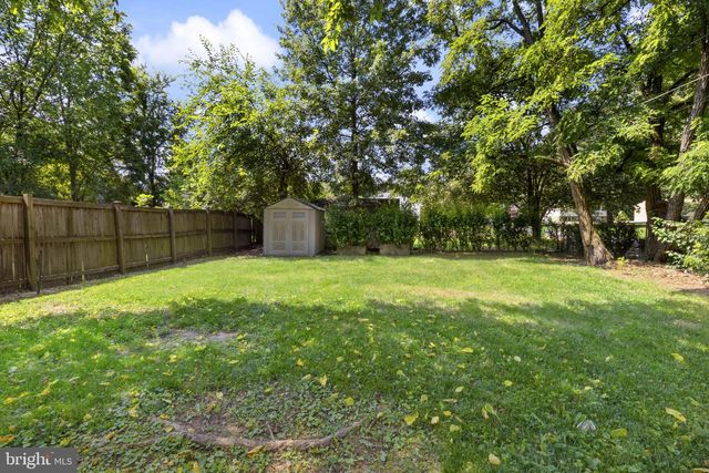 8701 LINDENDALE DR, Laurel, MD 20707