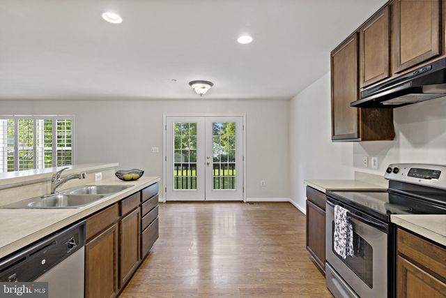 8701 LINDENDALE DR, Laurel, MD 20707