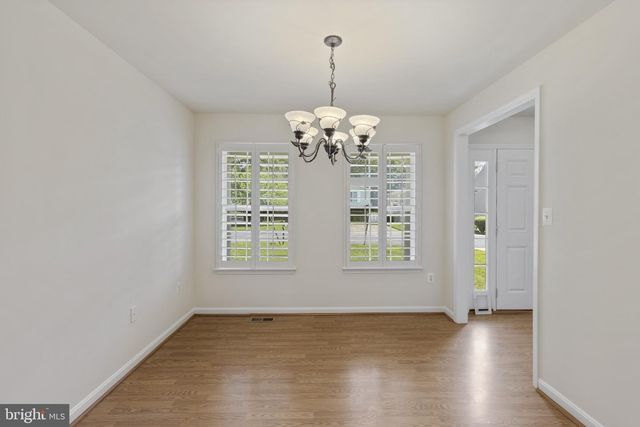 8701 LINDENDALE DR, Laurel, MD 20707
