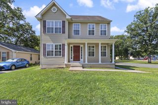 8701 LINDENDALE DR, Laurel, MD 20707