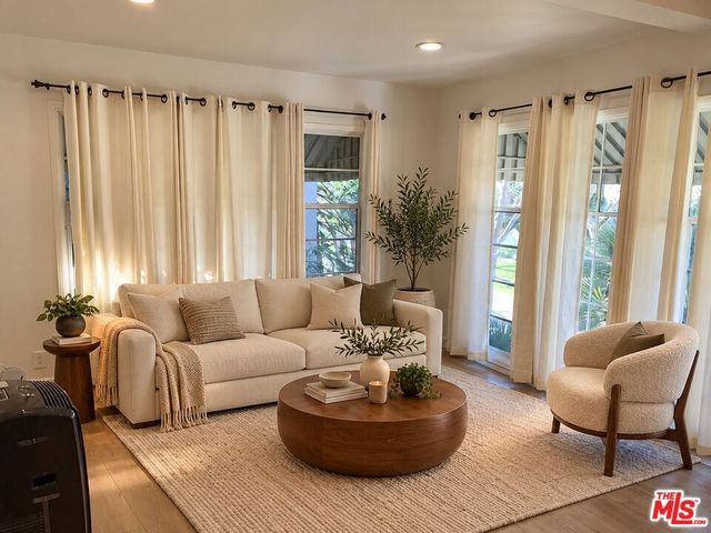 450 S Rexford Drive 4, Beverly Hills, CA 90212