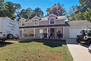 21802 Meadow Wood Drive, Siloam Springs, AR 72761