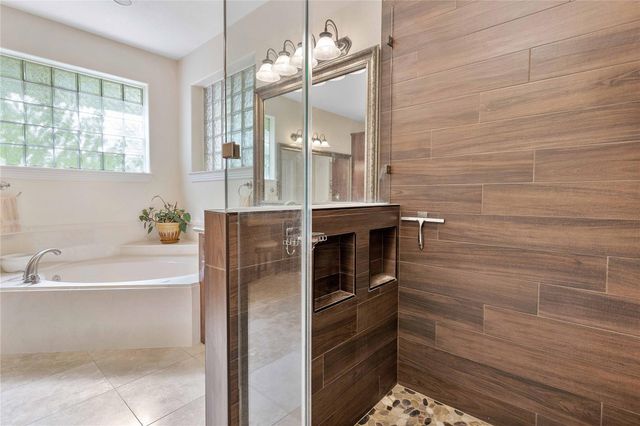 2974 Hargraves Road, Huffman, TX 77336