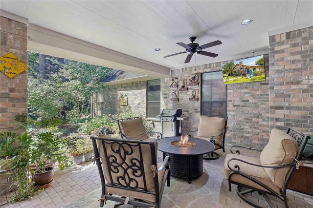 2974 Hargraves Road, Huffman, TX 77336