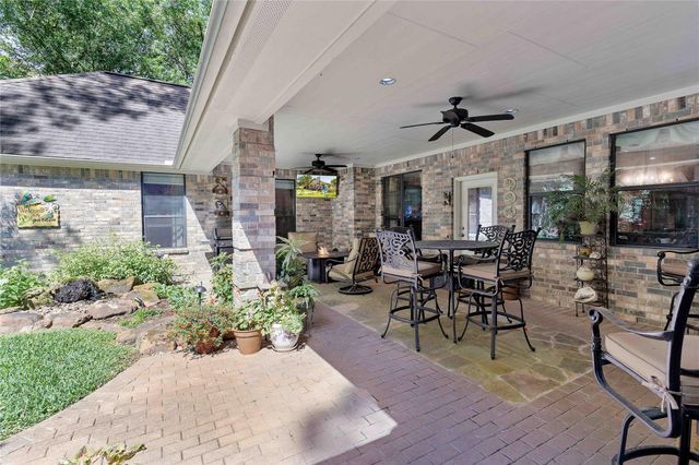 2974 Hargraves Road, Huffman, TX 77336