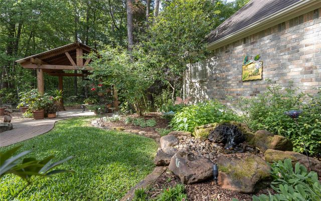 2974 Hargraves Road, Huffman, TX 77336