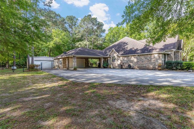 2974 Hargraves Road, Huffman, TX 77336