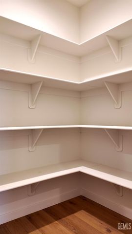 10812 Tatuk Way, Bakersfield, CA 93311