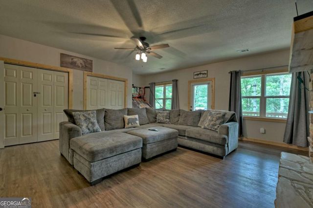 298 Spindrift Court, Ellijay, GA 30540