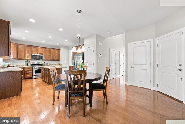 2055 SQUARE TILLER MEWS, Woodbridge, VA 22191