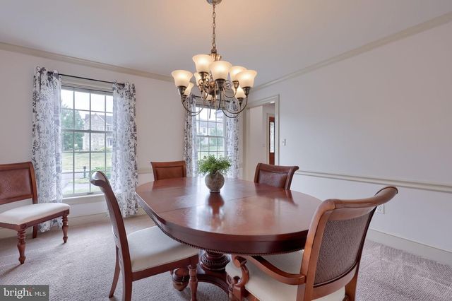 421 RHODA DRIVE, Lancaster, PA 17601