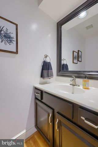 421 RHODA DRIVE, Lancaster, PA 17601