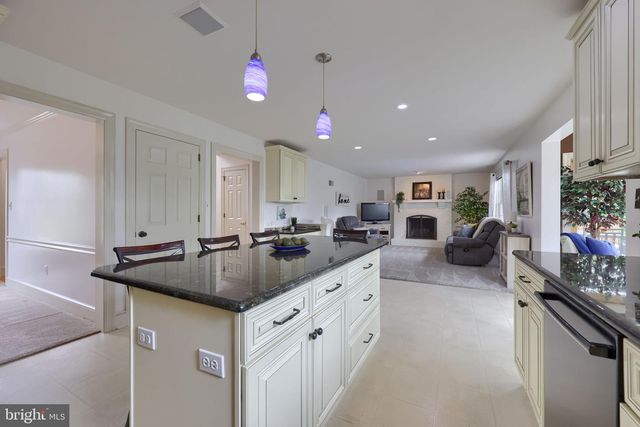 421 RHODA DRIVE, Lancaster, PA 17601