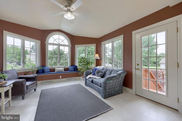 421 RHODA DRIVE, Lancaster, PA 17601