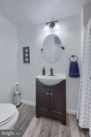 421 RHODA DRIVE, Lancaster, PA 17601