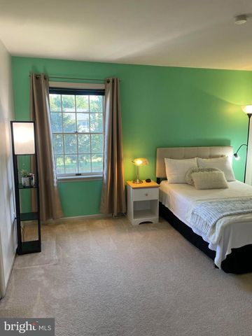 421 RHODA DRIVE, Lancaster, PA 17601