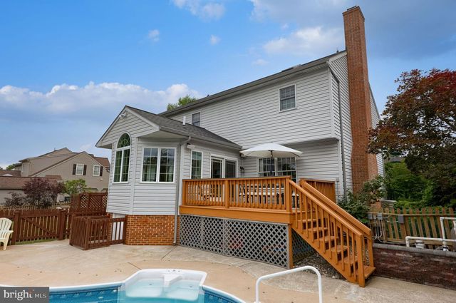 421 RHODA DRIVE, Lancaster, PA 17601