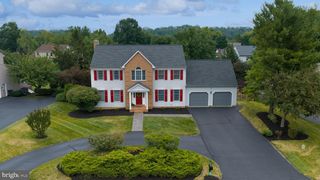 421 RHODA DRIVE, Lancaster, PA 17601