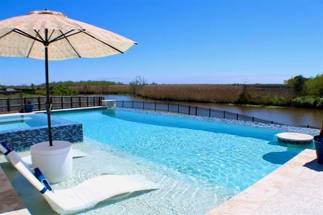 1305 Alice Lane, Beaumont, TX 77705