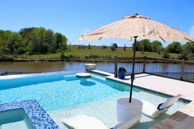 1305 Alice Lane, Beaumont, TX 77705