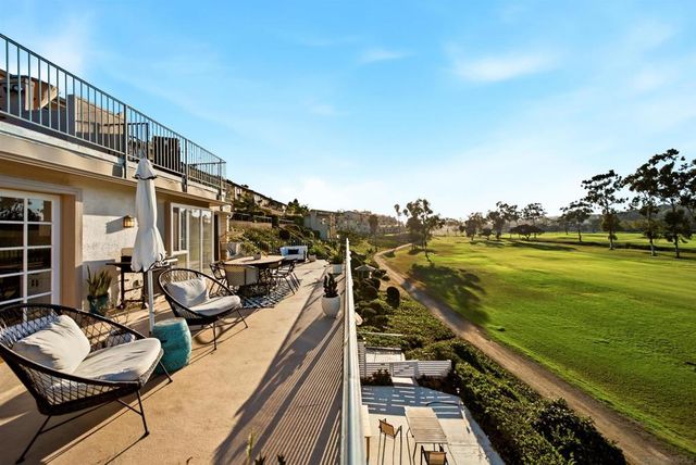 2544 Navarra Dr 12, Carlsbad, CA 92009