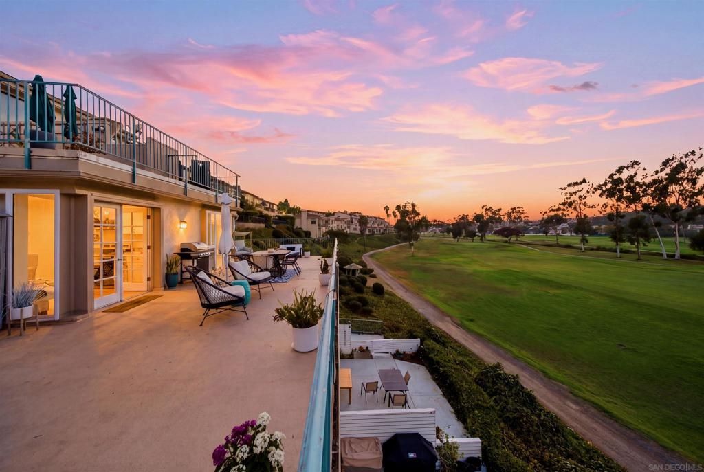 2544 Navarra Dr 12, Carlsbad, CA 92009