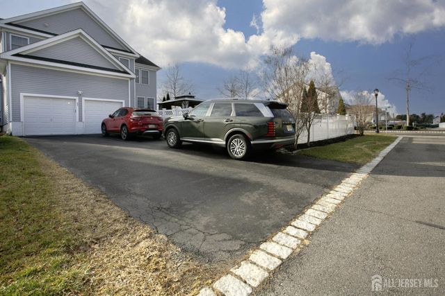 88 Bordentown Crosswicks Road, Chesterfield, NJ 08515