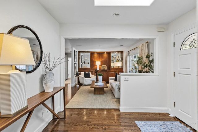 1022 Berry Ln, Napa, CA 94558