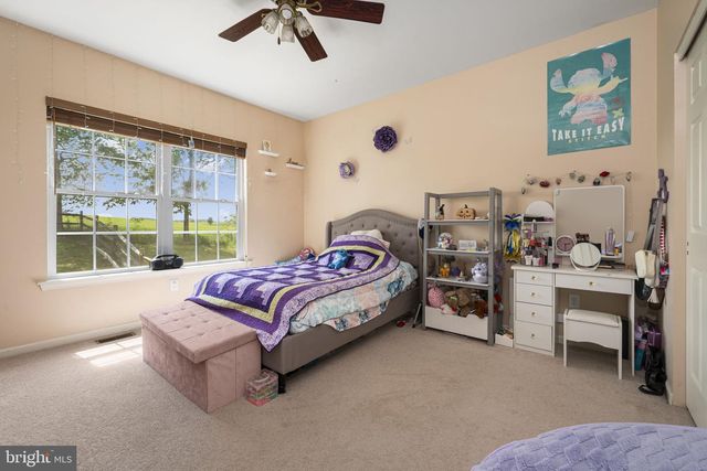 54 WALNUT DR W, Bernville, PA 19506