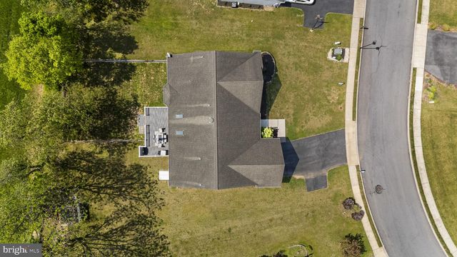 54 WALNUT DR W, Bernville, PA 19506
