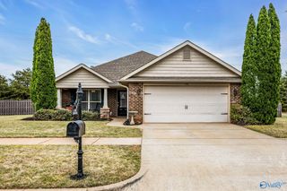 218 Harbor Glen Drive, Madison, AL 35756